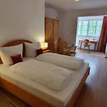 Und Weingut Karlsmuehle Hotel Mertesdorf