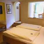 Und Weingut Karlsmuehle Mertesdorf