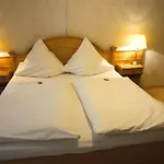 Und Weingut Karlsmuehle Hotel 3*
