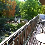 Hotel Und Weingut Karlsmuehle 3*