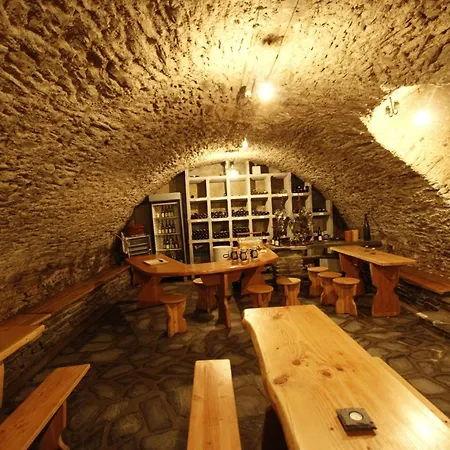 מלון Und Weingut Karlsmuehle Mertesdorf