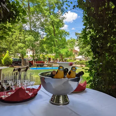 Und Weingut Karlsmuehle 3*