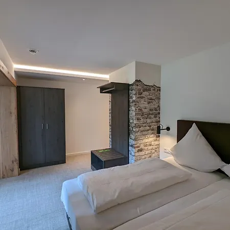 Und Weingut Karlsmuehle Otel Mertesdorf