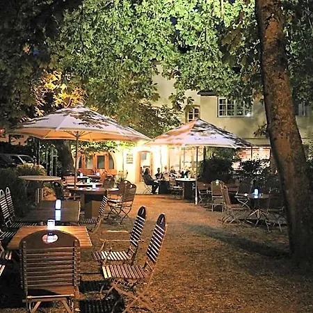 Und Weingut Karlsmuehle מלון