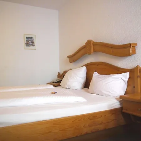 Hotel Und Weingut Karlsmuehle