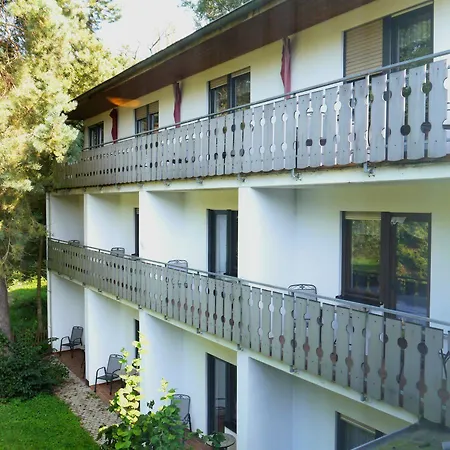 Und Weingut Karlsmuehle 3* Mertesdorf