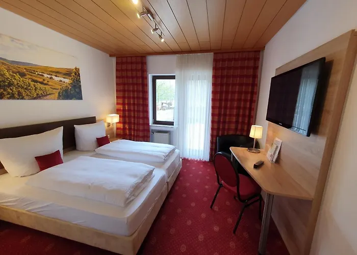 Hotel Und Weingut Karlsmühle
