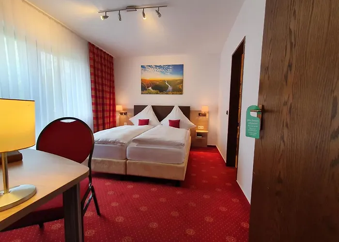 Und Weingut Karlsmuehle Mertesdorf