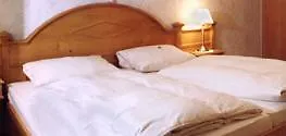 Und Weingut Karlsmühle Mertesdorf