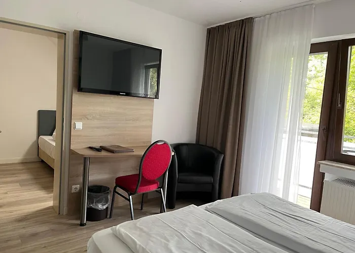 Und Weingut Karlsmuehle 3*