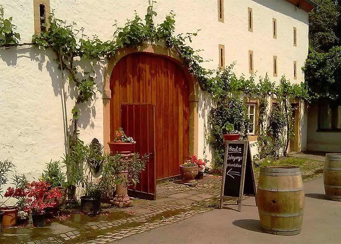 Und Weingut Karlsmuehle מלון 3*