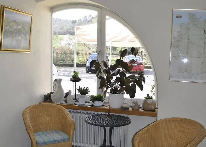 Und Weingut Karlsmuehle